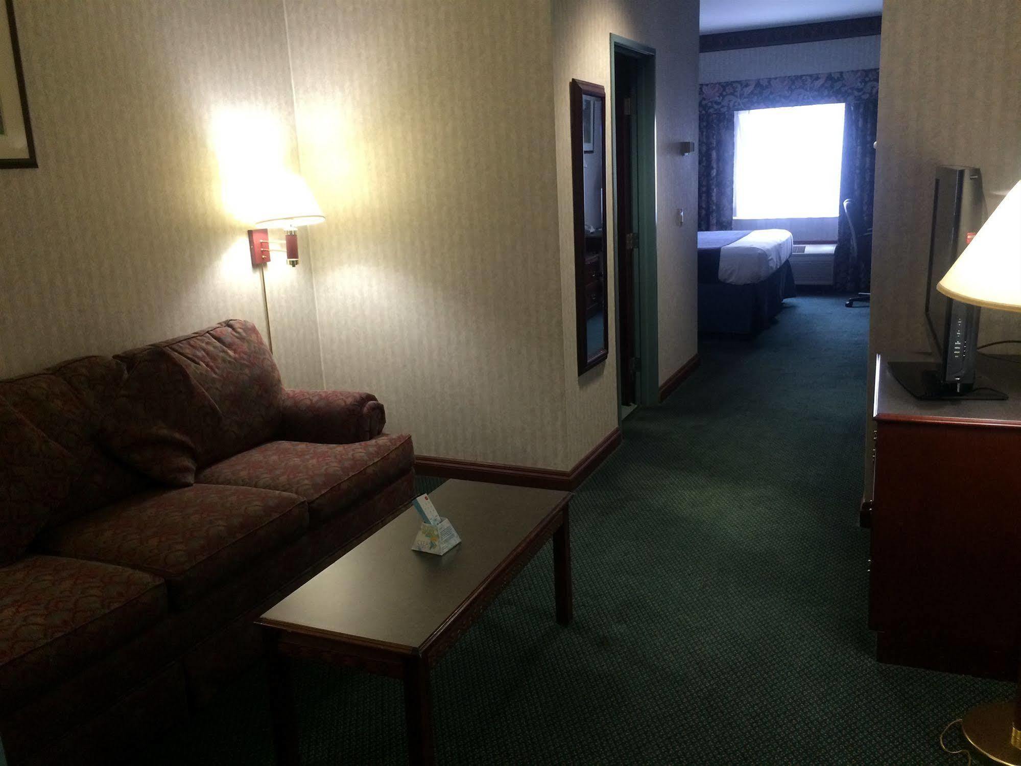 Best Western Elkhart Inn & Suites Eksteriør billede