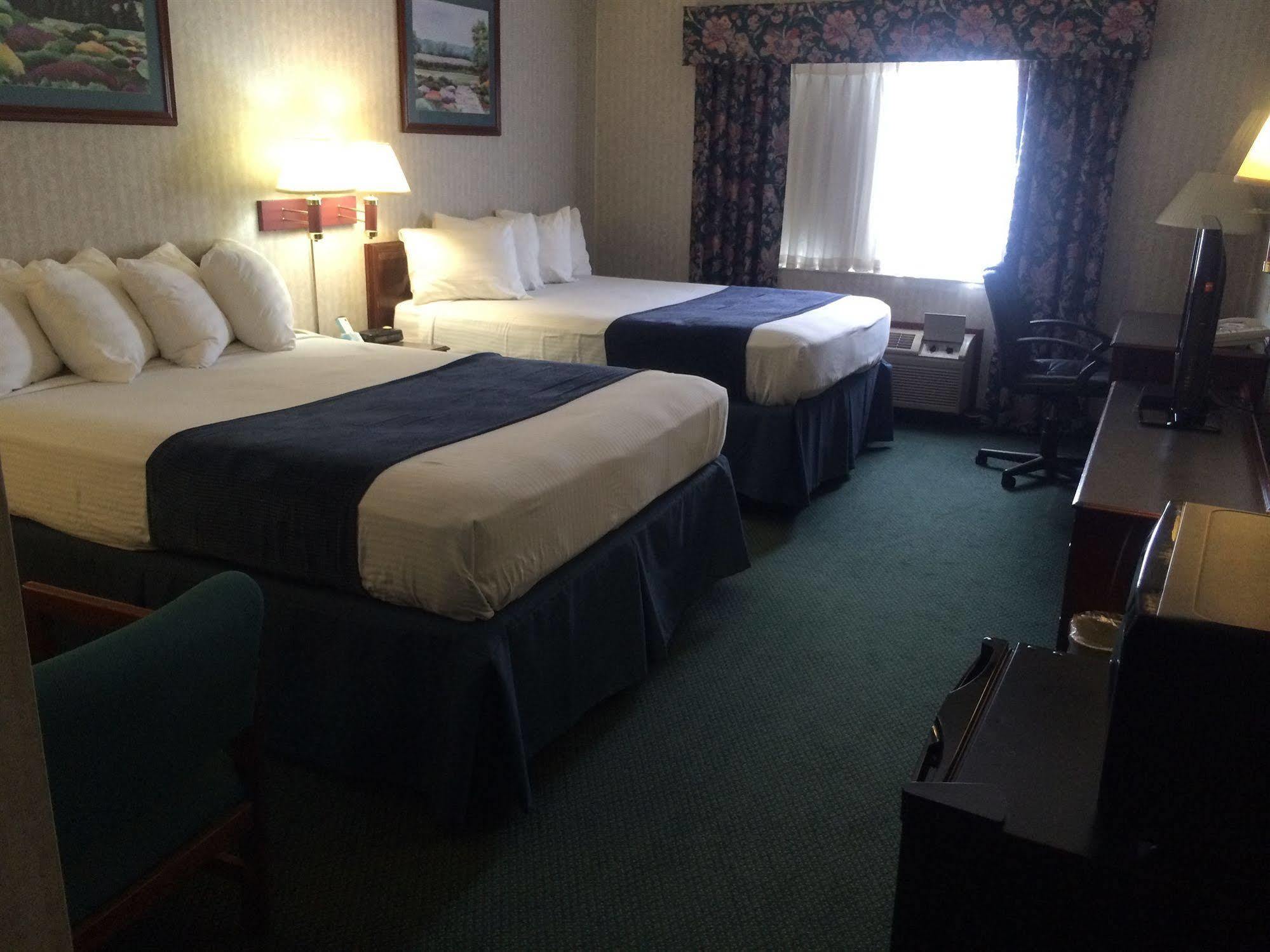Best Western Elkhart Inn & Suites Eksteriør billede